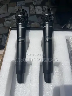 Shure Adx400