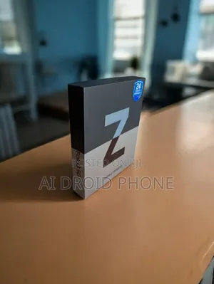 New Samsung Galaxy Z Fold 3 256 GB White