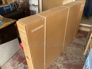 Discover a New World of Color Samsung Du8000 75" Tv