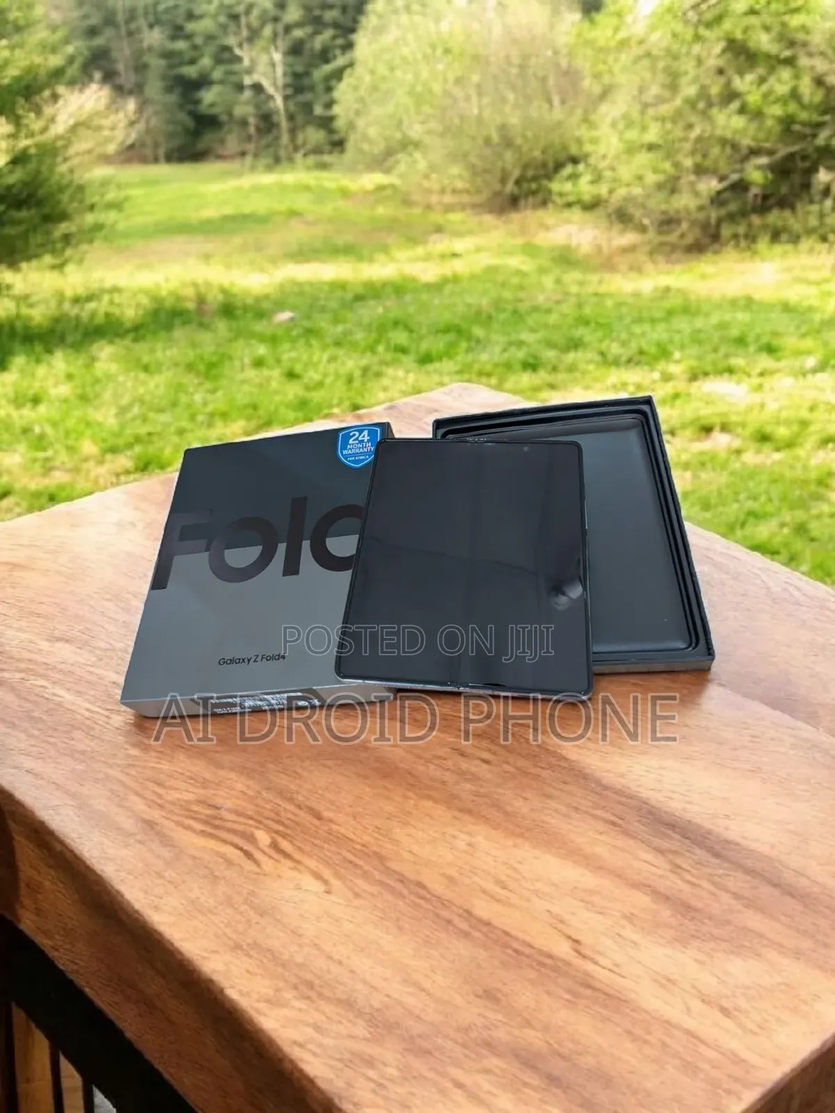 New Samsung Galaxy Z Fold4 256 GB Gold