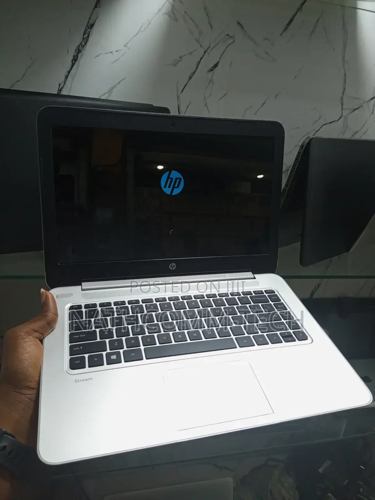 Laptop HP Stream Notebook 2GB AMD A4 SSD 32GB