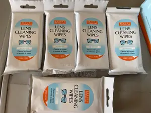 Lens Cleaning Wipes.