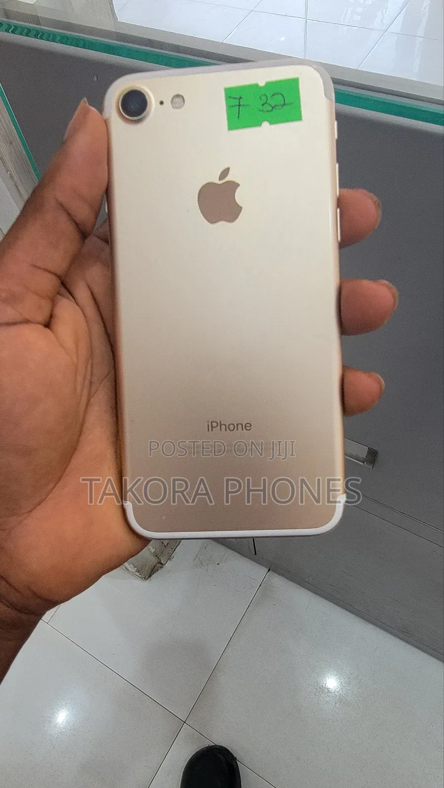 Apple iPhone 7 32 GB Gold