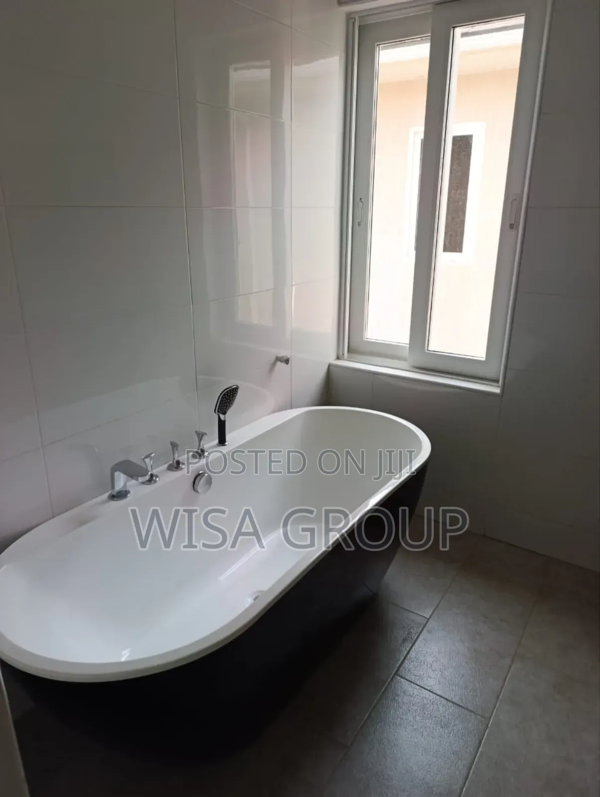 15bdrm Mansion in Wisa Group, Accra Metropolitan for sale