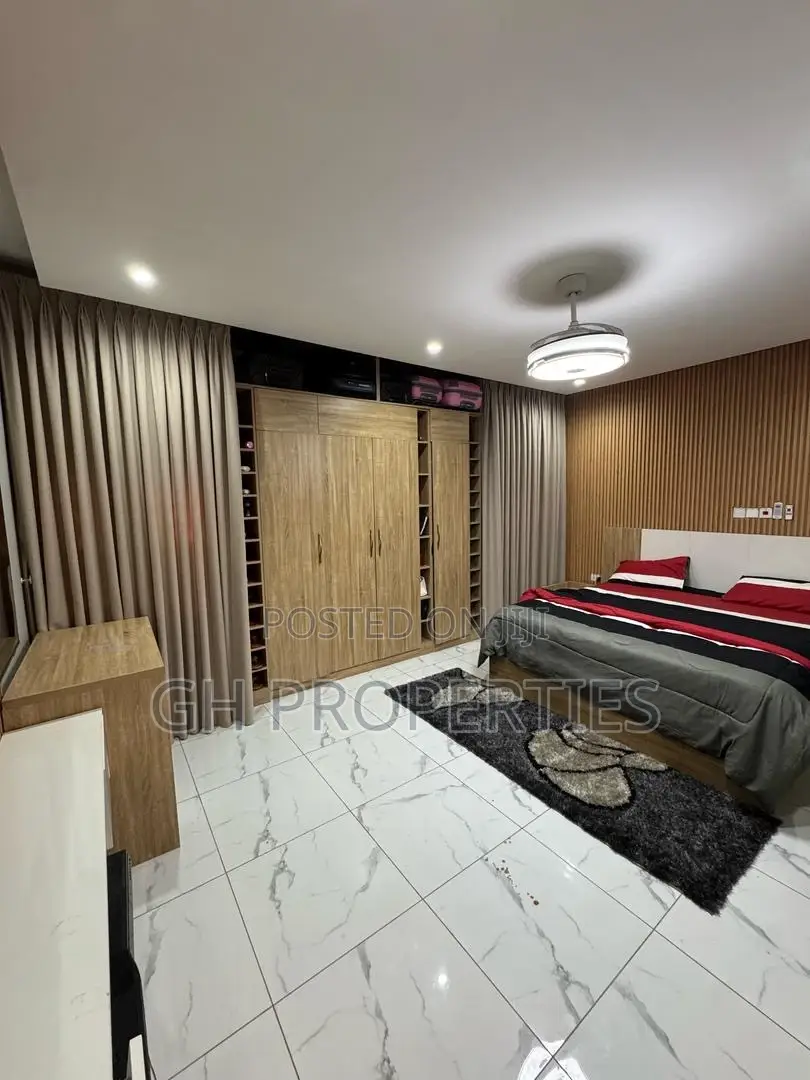 Furnished 4bdrm House in Adum,Kwanwoma. for sale