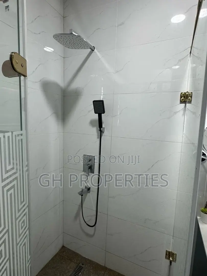 Furnished 4bdrm House in Adum,Kwanwoma. for sale