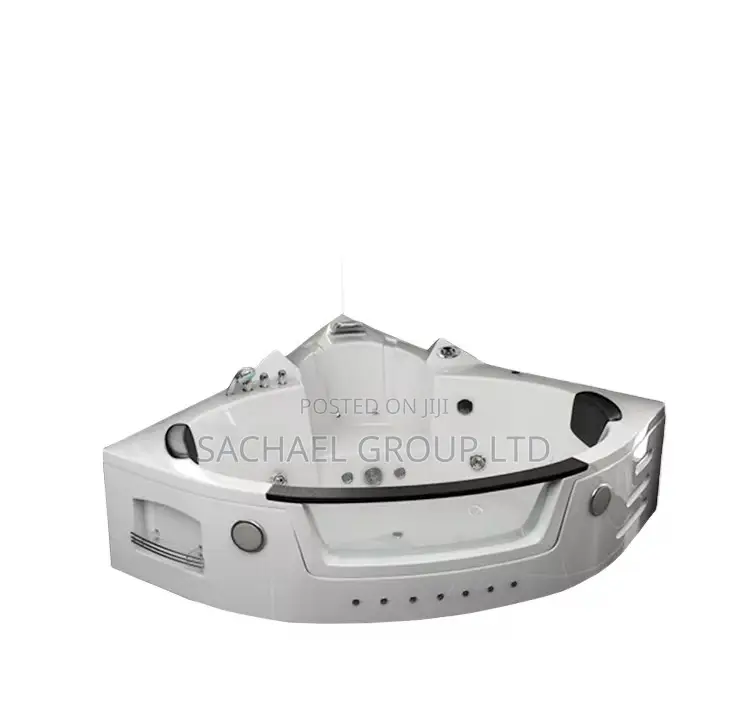 Corner Bath Jacuzzi With Light and Radio
