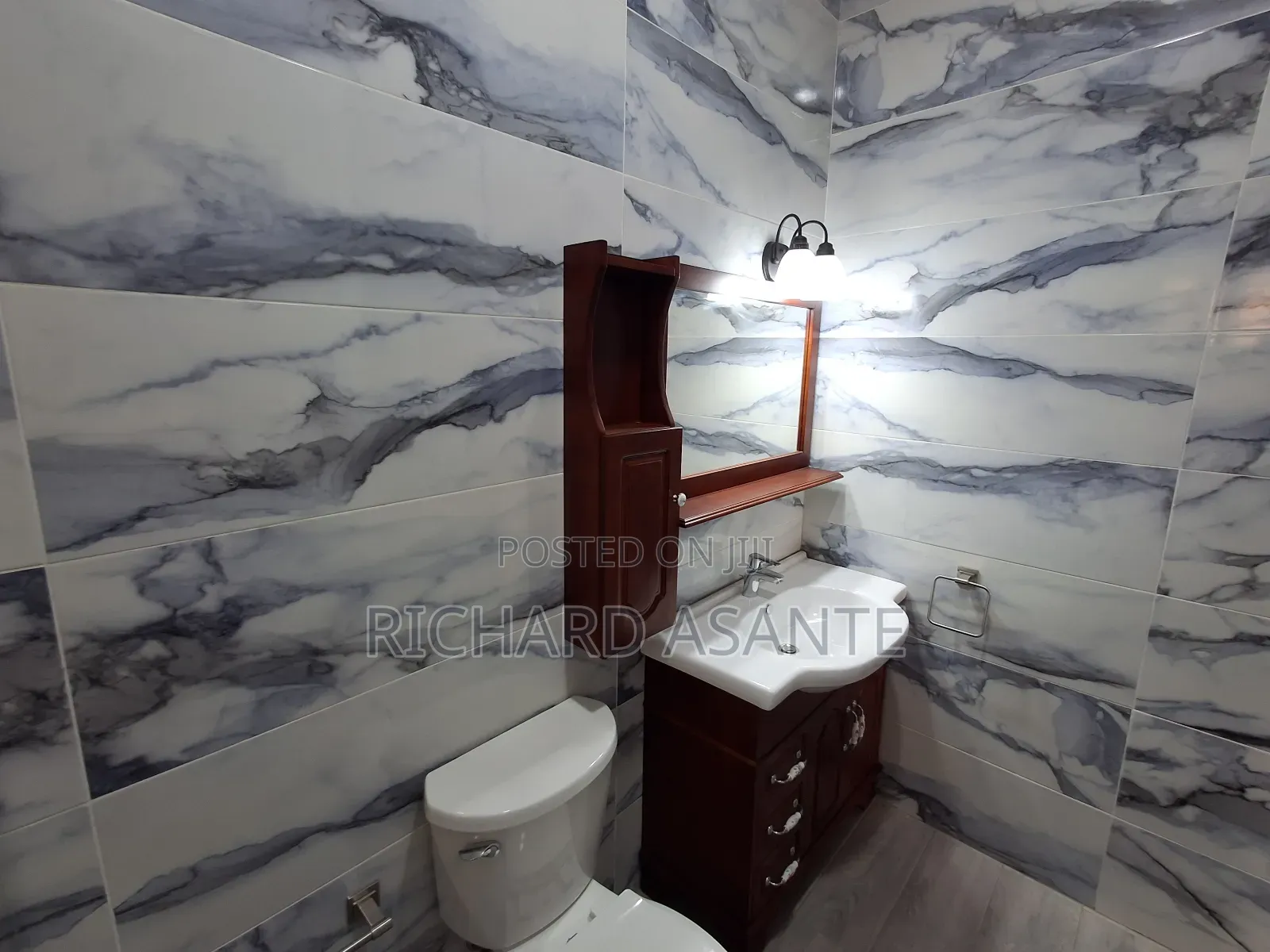 4bdrm Duplex in Crystal Homes, Ashaley Botwe for sale