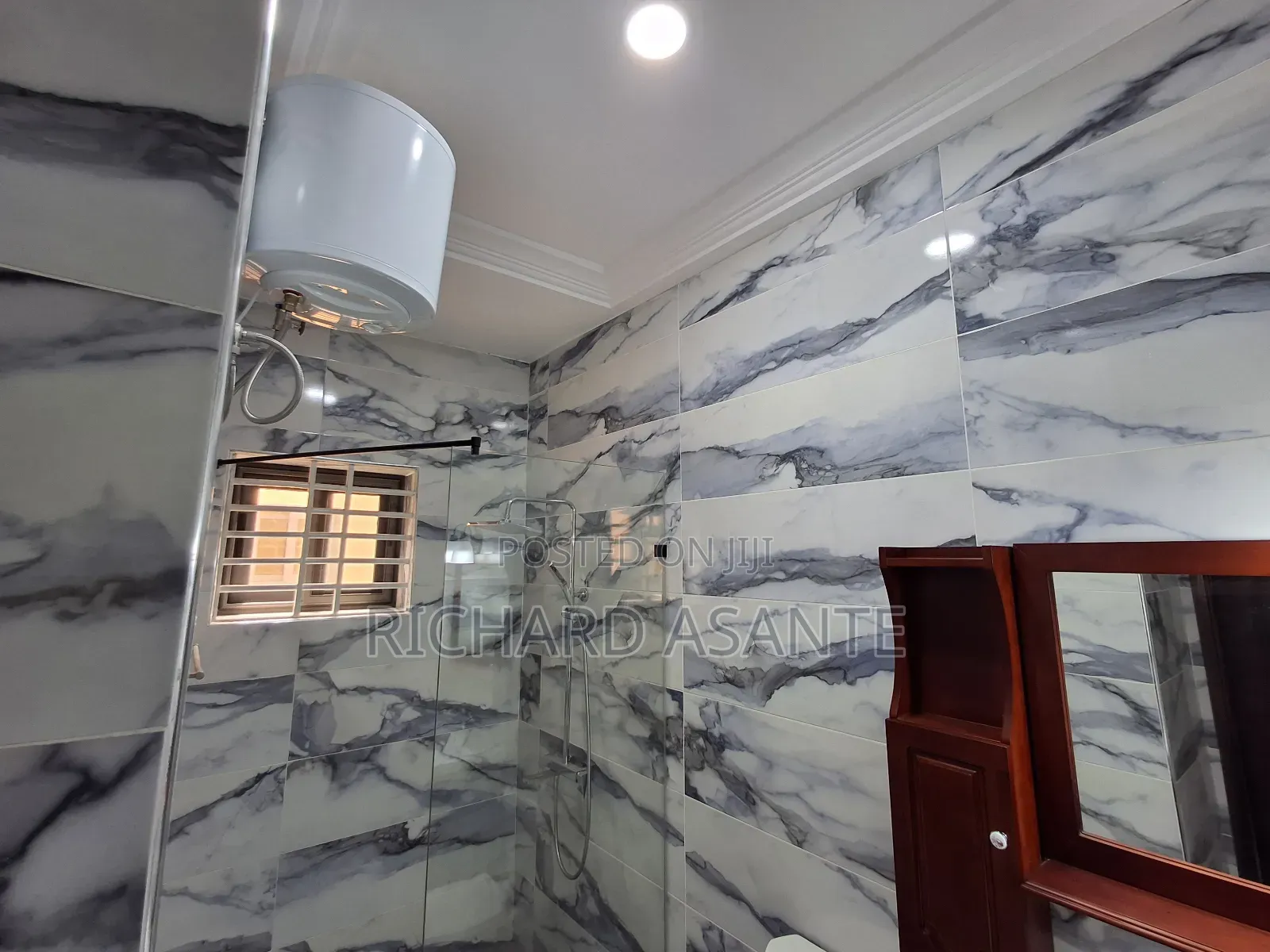4bdrm Duplex in Crystal Homes, Ashaley Botwe for sale