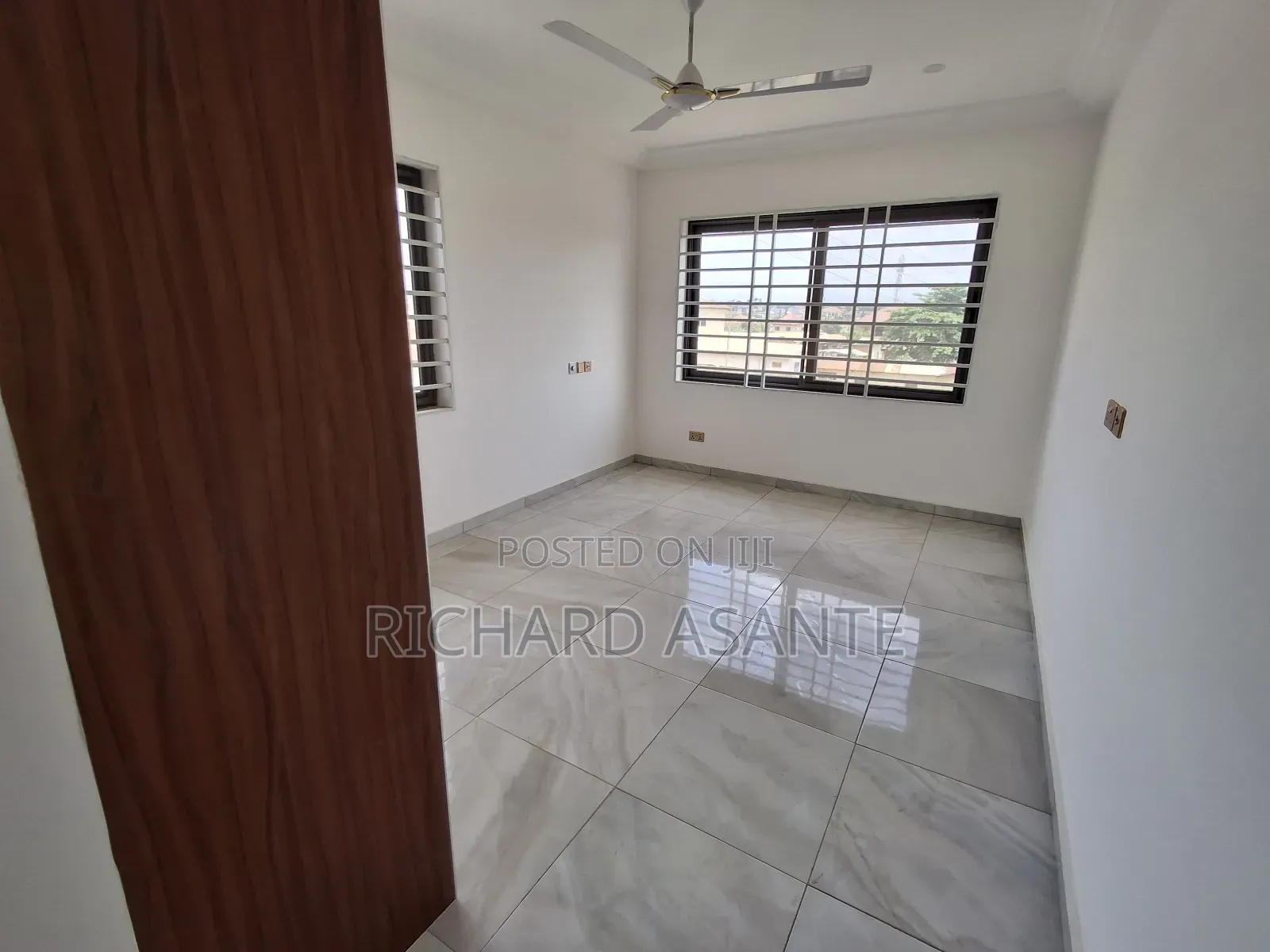 4bdrm Duplex in Crystal Homes, Ashaley Botwe for sale