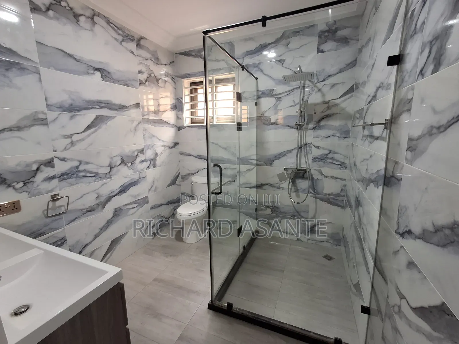 4bdrm Duplex in Crystal Homes, Ashaley Botwe for sale