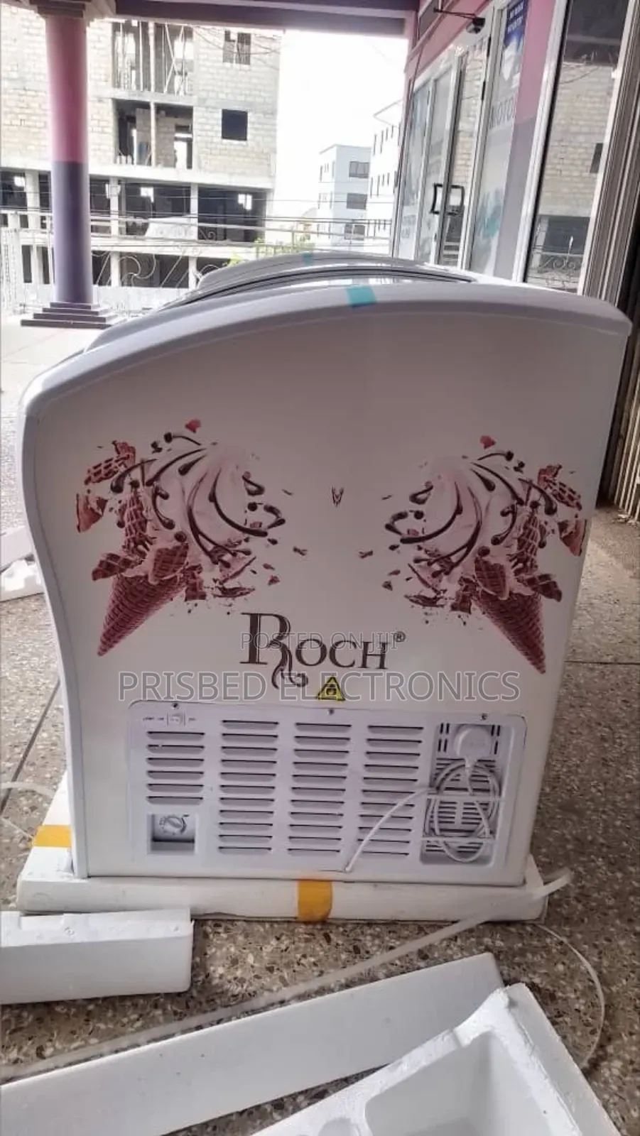 Roch Durable Ice Cream / Showcase Freezer 458 Litres