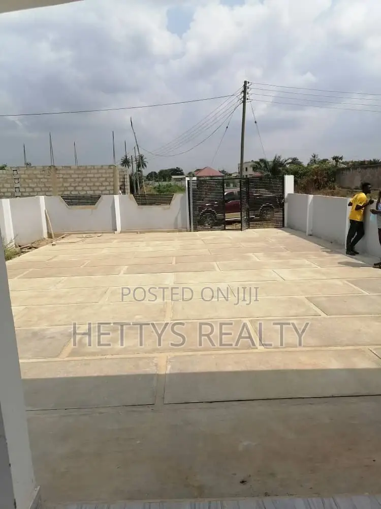 3bdrm House in Amasaman for sale