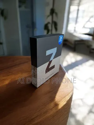 New Samsung Galaxy Z Fold 3 256 GB Gold