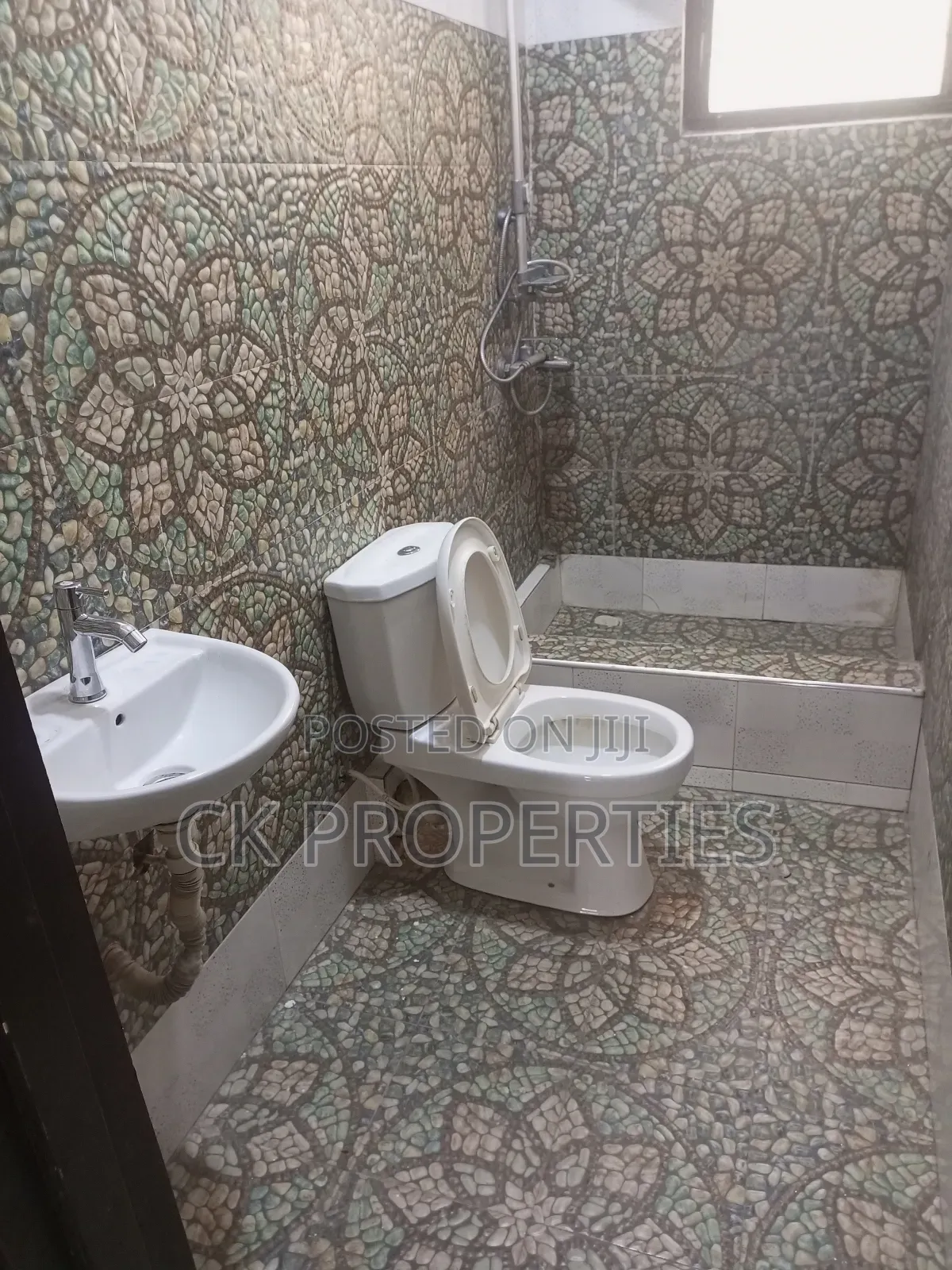 2bdrm Apartment in Dome for rent