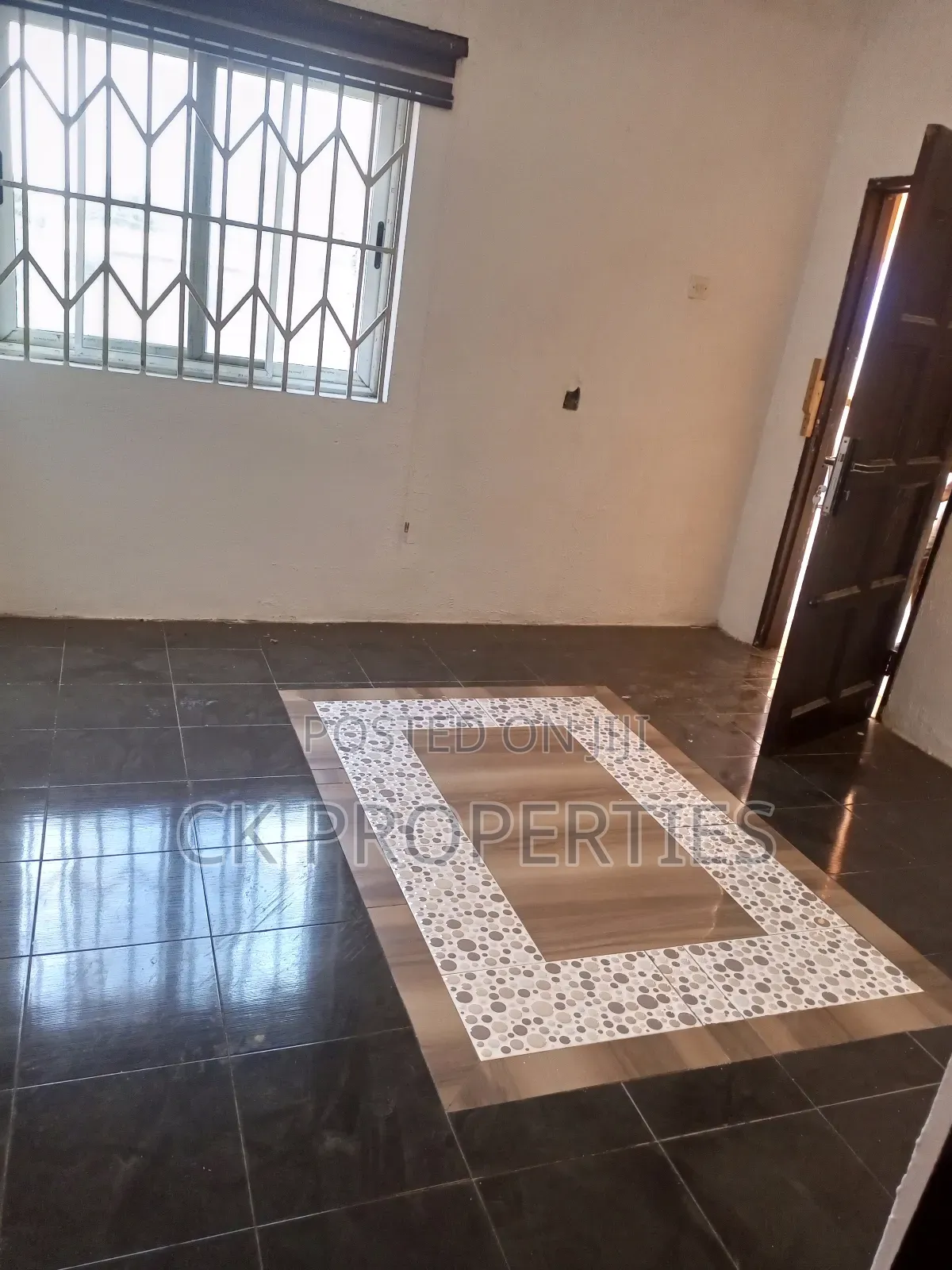 2bdrm Apartment in Dome for rent