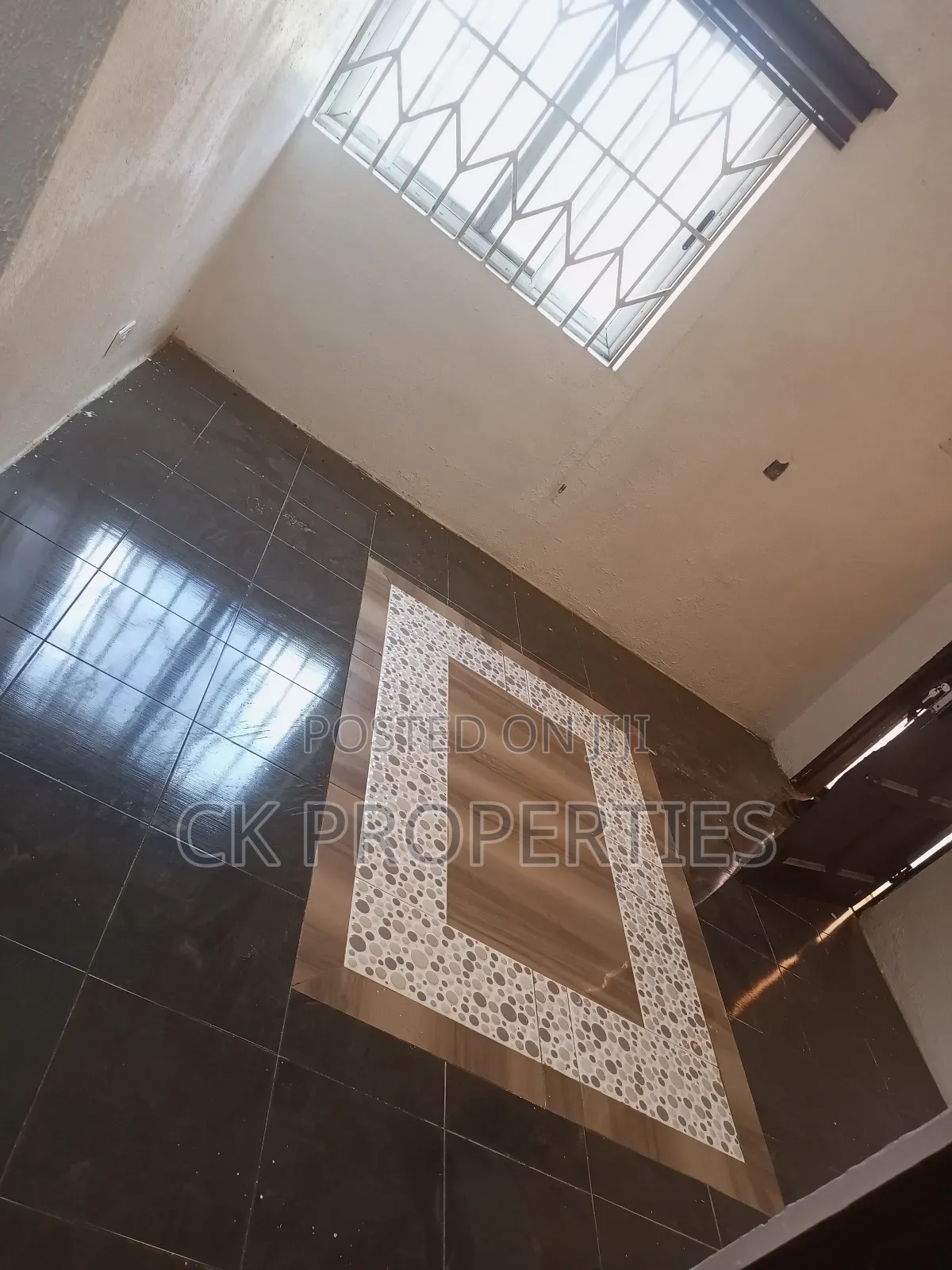 2bdrm Apartment in Dome for rent