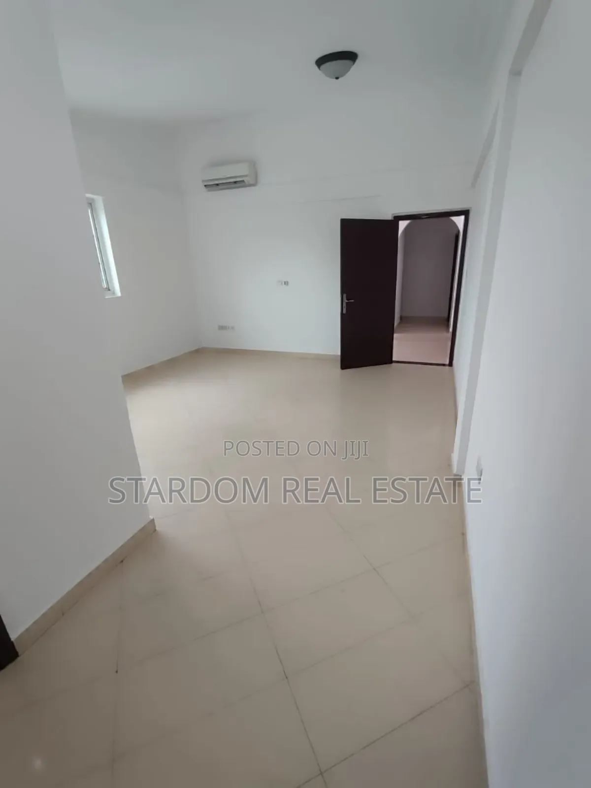 6bdrm Mansion in East Legon, A&C Mall Area for rent