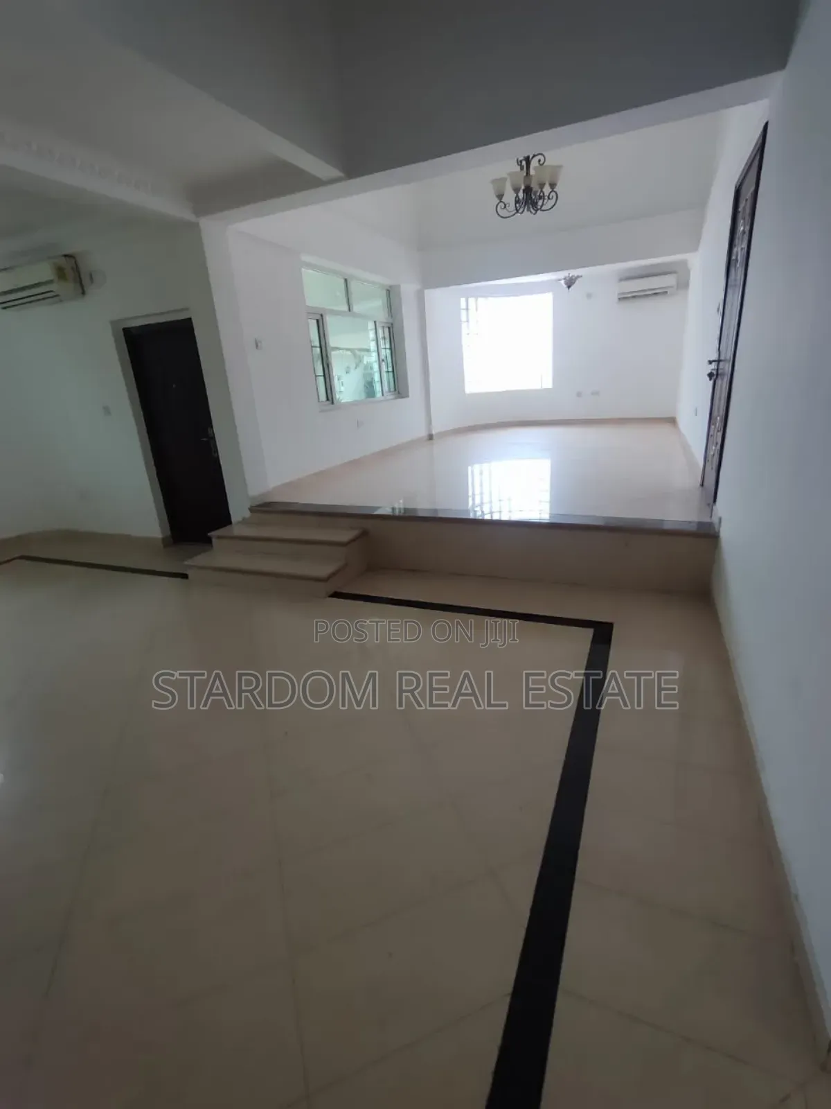 6bdrm Mansion in East Legon, A&C Mall Area for rent