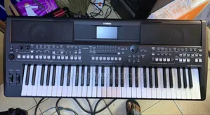 Yamaha PSR-Sx600 Keyboard