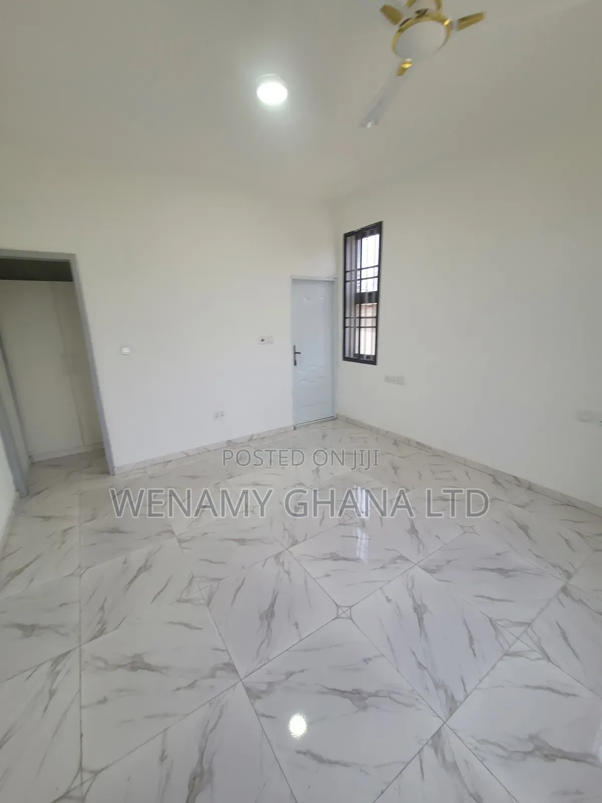 2bdrm Apartment in Communiy 25, Tema Metropolitan for rent