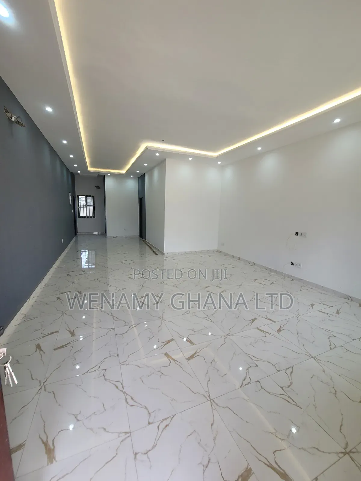 2bdrm Apartment in Communiy 25, Tema Metropolitan for rent