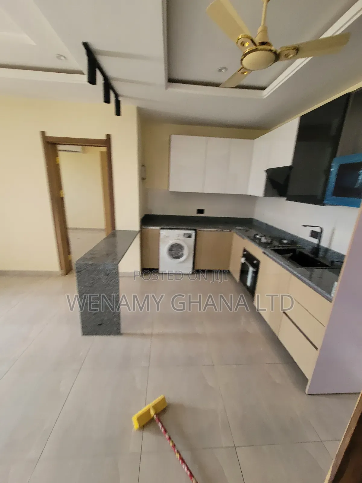 2bdrm Apartment in Cimmunity 25, Tema Metropolitan for rent
