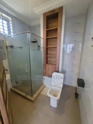 2bdrm Apartment in Cimmunity 25, Tema Metropolitan for rent