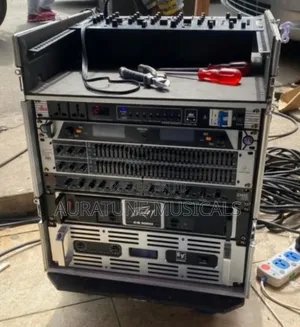 Full Range and Single Bass Speakers With Amplifier Rack Set