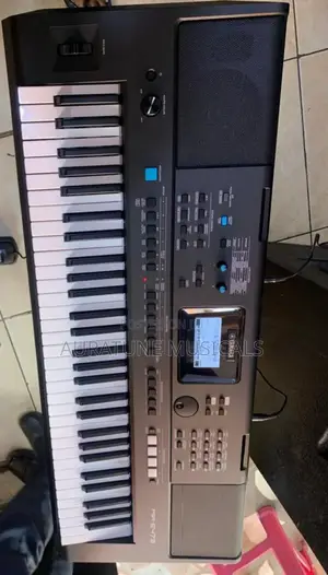 Yamaha PSR-E473 61-Key Portable Keyboard.