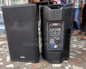 QSC .2 Powered Speakers 15inches Powered Speakers