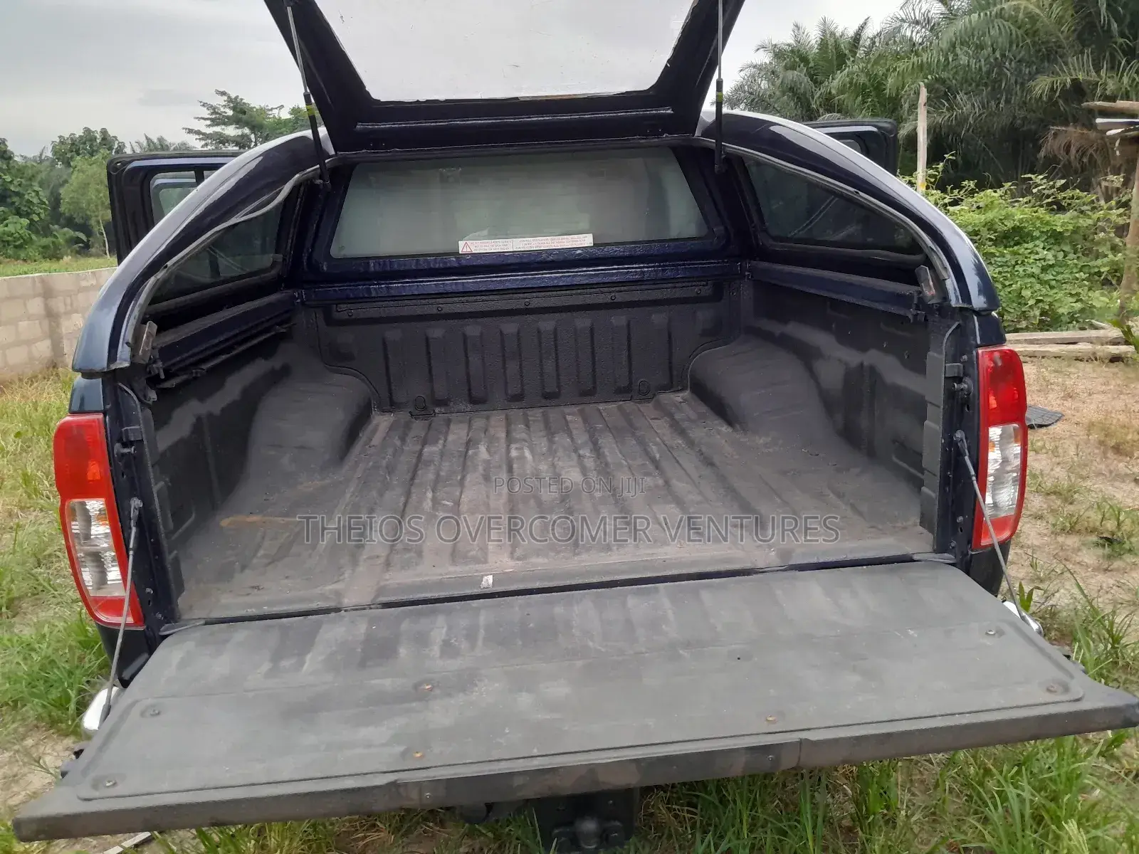 Nissan Navara 2005 Blue