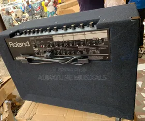 Roland Kc-880 - 320w 2x12" Keyboard Amp