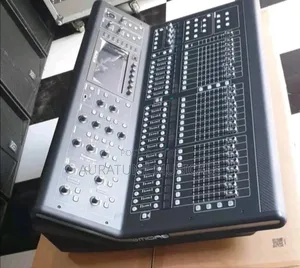 Midas M32 Live 40-Channel Digital Mixing Console