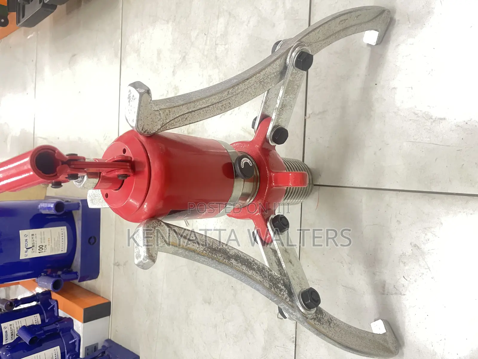 30ton Integrated Hydraulic Three(3) Jaw Puller