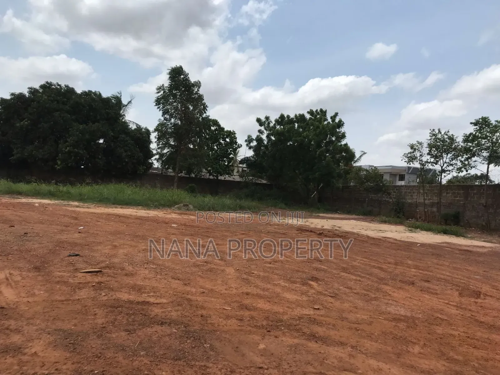 10 Plots of Land for Sale Located at Dowdowa Hospital