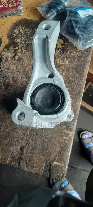 Honda Accord 2018,2023 Engine Seat