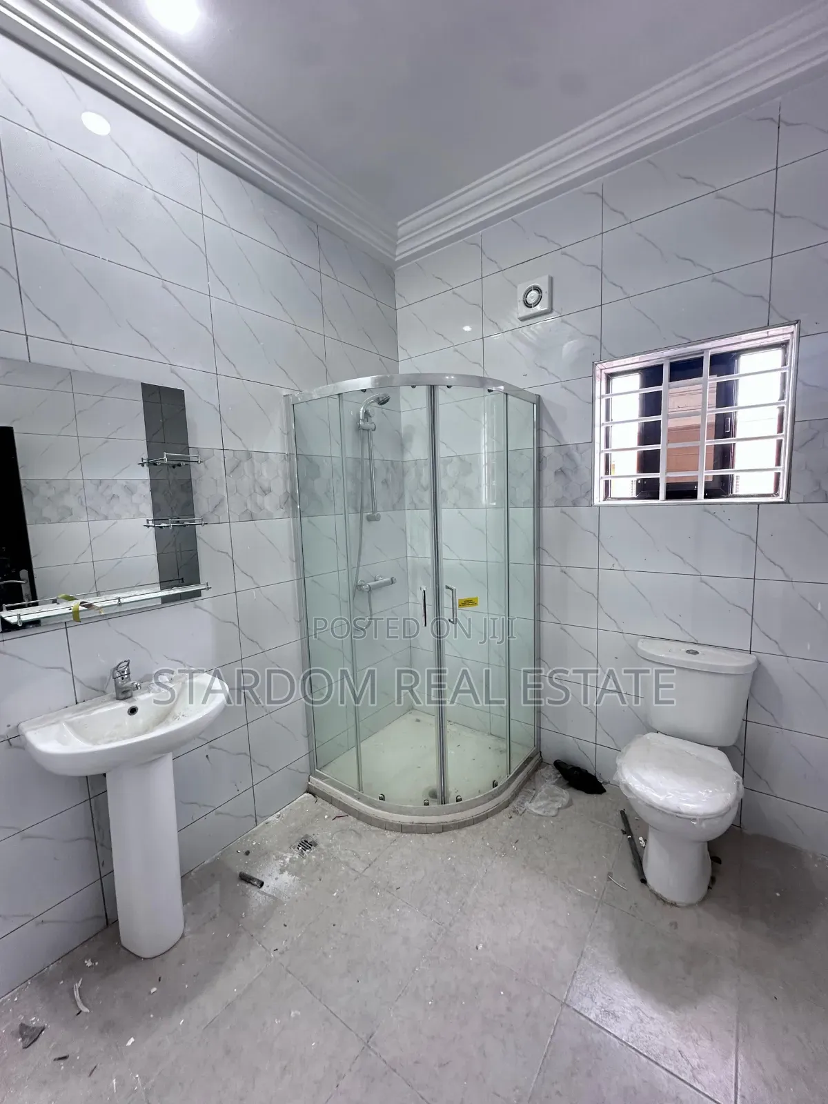 3bdrm Duplex in Adjiriganor for rent