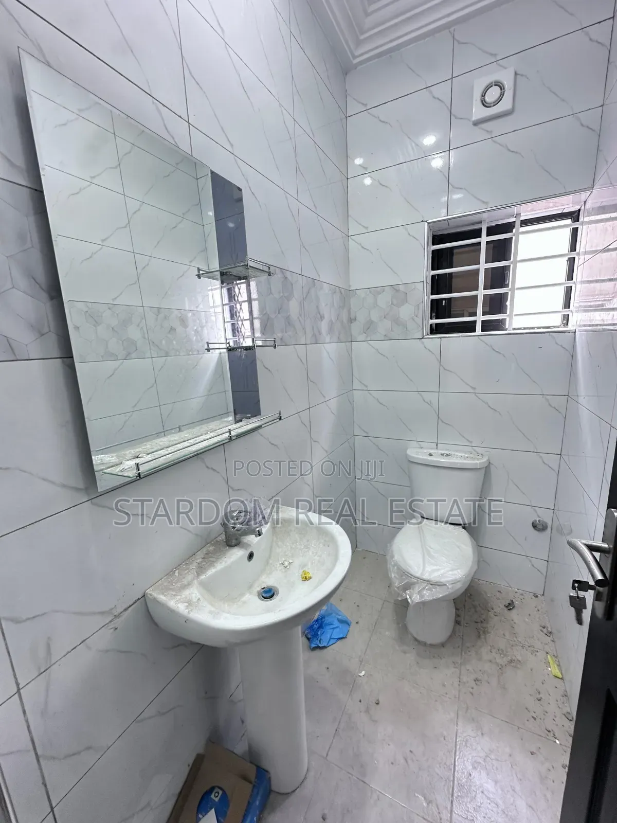 3bdrm Duplex in Adjiriganor for rent