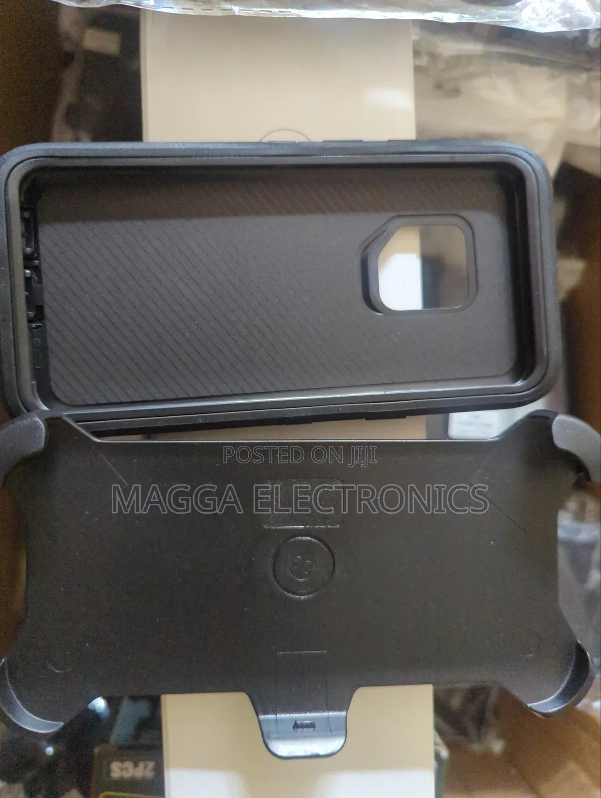 Samsung S9 Rugged Case ( Otterbox Case )