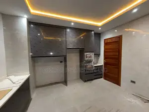 4bdrm Duplex in De-Icons Real Estate for sale