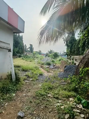 Shops for Sale in Haatso With 2 Half Plot