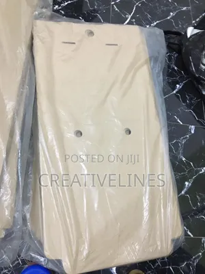 Plain Pizza Boxes
