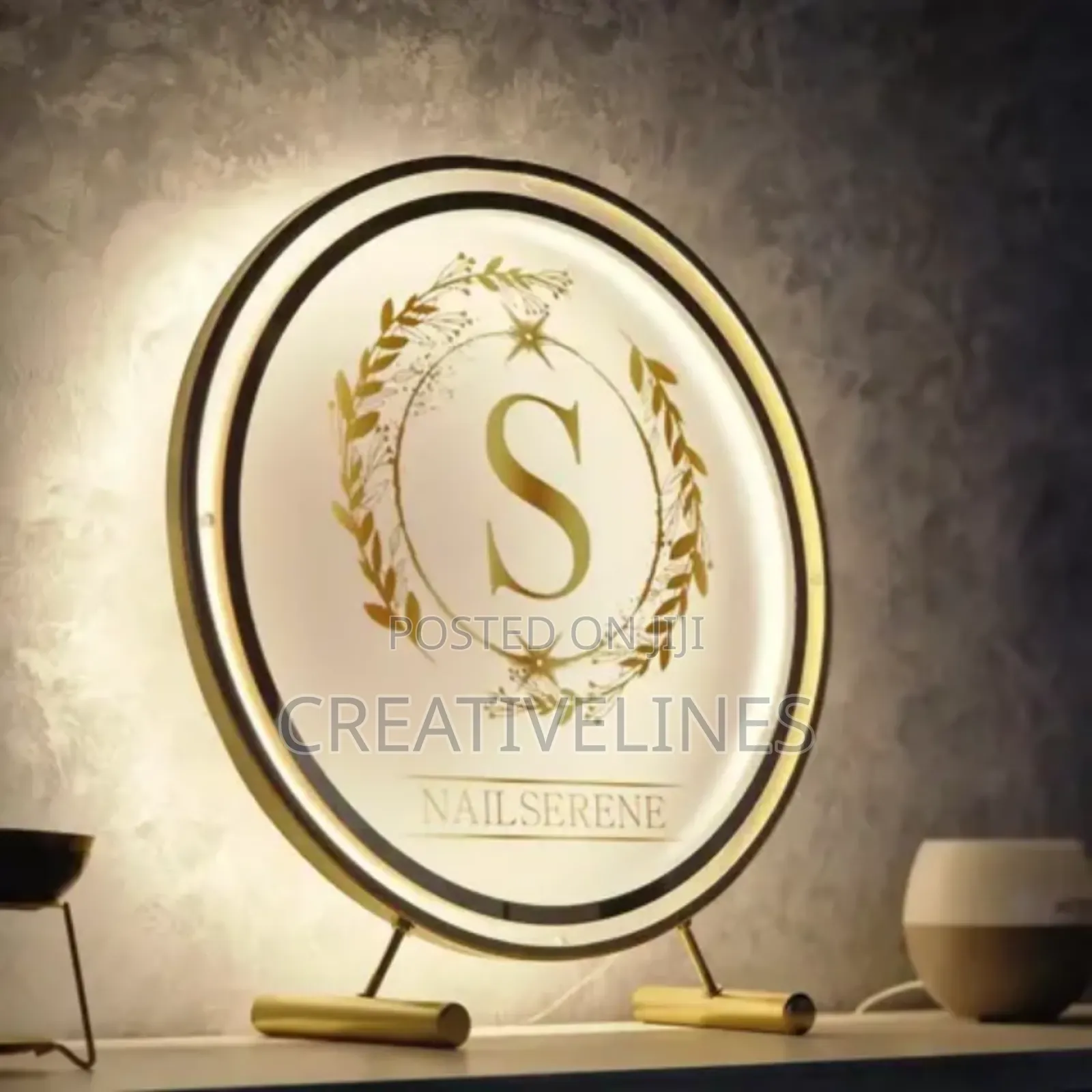 Circlar Neon Light