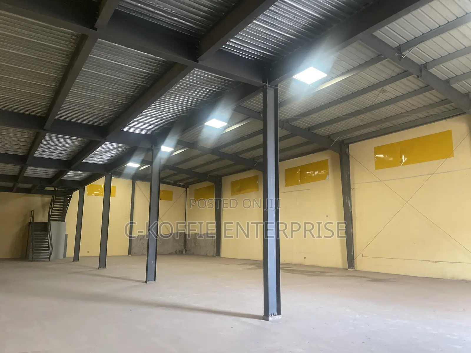 1000 SQM Warehouse at Spintex Main Road for Rent
