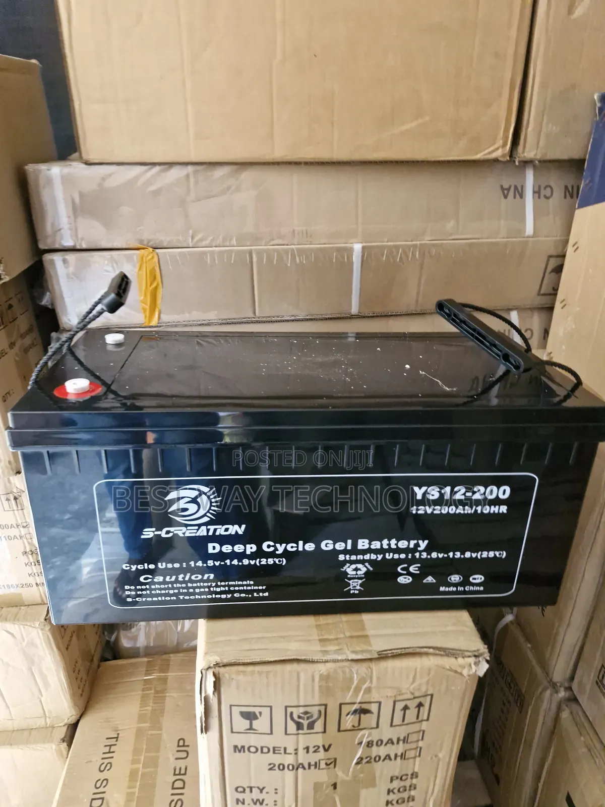 12v 200a Battery.