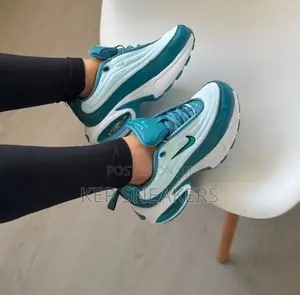 Airmax Portal “Blue Light”