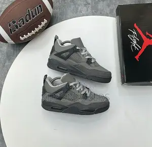 Air Jordan 4 "Wet Cement"