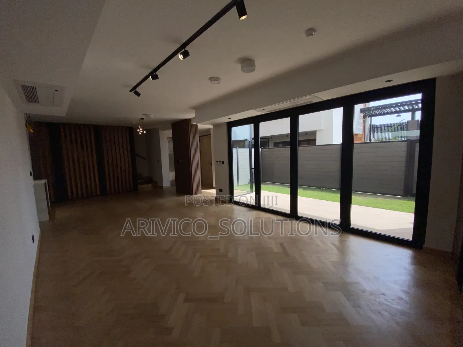 3bdrm Townhouse / Terrace in Airport Residential for rent