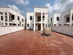 4bdrm Duplex in Adjiringanor, East Legon for rent
